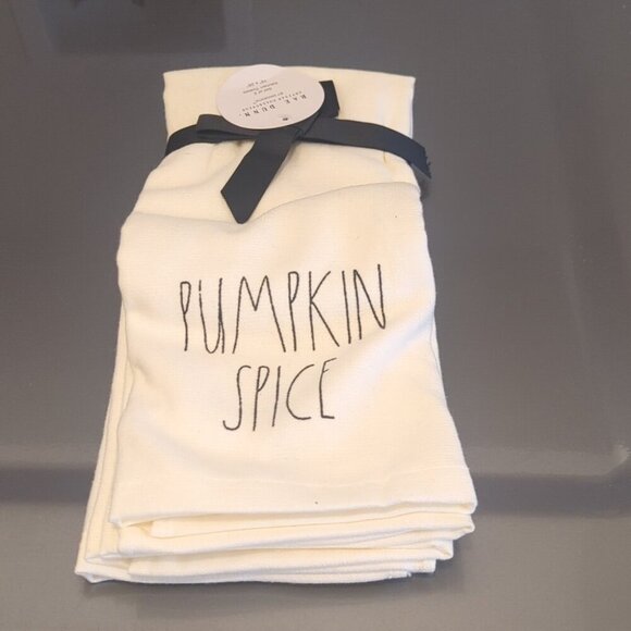 Rae Dunn Home Sweet Haunted Home 6 Kitchen Towels - NWT - Picture 1 of 5